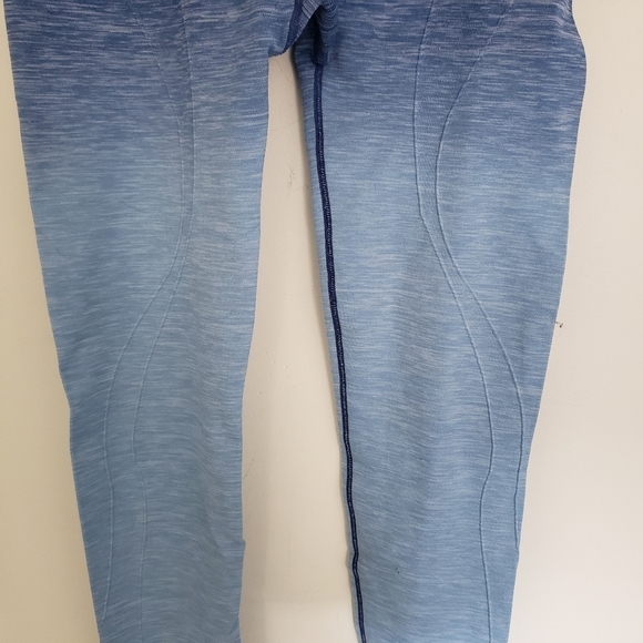 Blue Ombre Women's Leggings - Picture 7 of 9